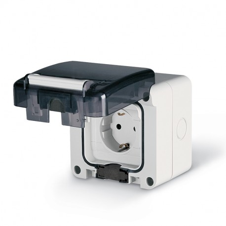 137.6412 - 137.6412 SCAME UNEL SOCKET 2P+E 16A 250V 95X95