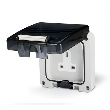 137.4001 - 137.4001 SCAME 13A SINGLE UNSWITCHED SOCKET IP66 M95