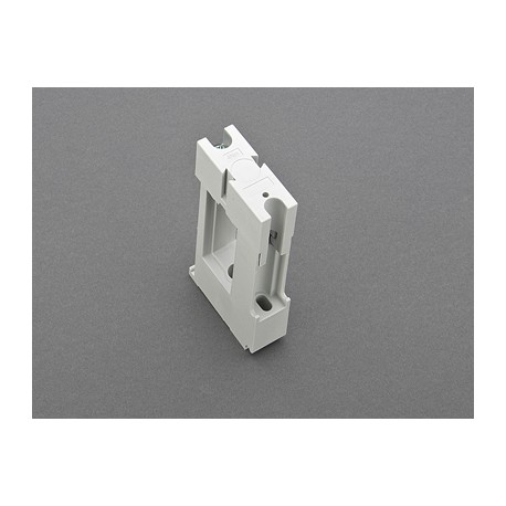 01132 - 01132 WÖHNER Support for triple T bars, 1p, sis. 60 mm