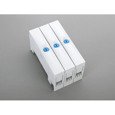 01370 - 01370 WÖHNER Connection module 3p, cable 10-120mm2 sis. 60mm Compact