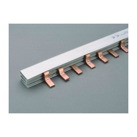 31056 - 31056 WÖHNER Comb bar 3p 1m 35mm2. Isolated220A step 27mm