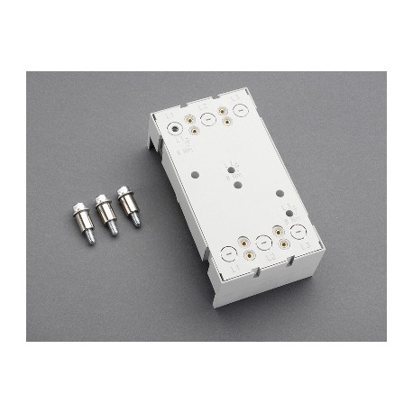 32137 - 32137 WÖHNER Adapter for Allen-Bradley 140U-J, 250A, 3p