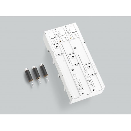 32641 - 32641 WÖHNER EQUES 60Classic, 600A adapter for Siemens 3VT630, 140x300, 3p, sis. 60Classic