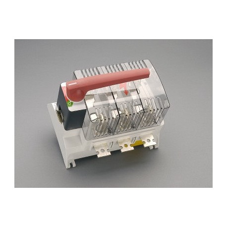 33360 - 33360 WÖHNER Capus, disconnector, 3p, with fuses, M10 screw, red lever, size 1, 250A, board mount