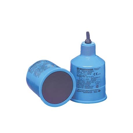 7ML1106-2AA20-0R - 7ML1106-2AA20-0R SIEMENS EchoMax XRS-5 Ultrasonic level transducer: continuous, non-contact, 8 m (26 ft) ran..