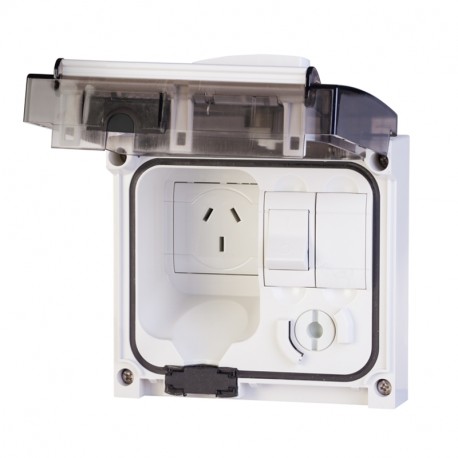 409.2424 - 409.2424 SCAME DOMESTIC INTERLOCKED SOCKET 2P+E IP56