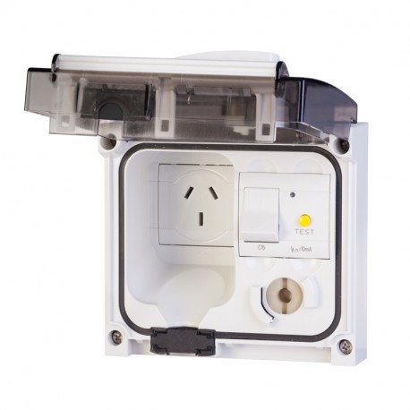409.3424 - 409.3424 SCAME DOMESTIC INTERLOCKED SOCKET 2P+E IP56