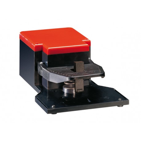 KG110L11 - KG110L11 LOVATO FOOT SWITCH, K SERIES, ONE PEDAL, WITH SAFETY LEVER, PLASTIC BODY, OPEN. CONTACTS 1NO+1NC SL..