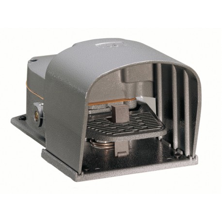 KR211S22 - KR211S22 LOVATO FOOT SWITCH, K SERIES, ONE PEDAL, WITH TWO-STAGE SAFETY LEVER, METAL BODY, CLOSE. CONTACTS 2..